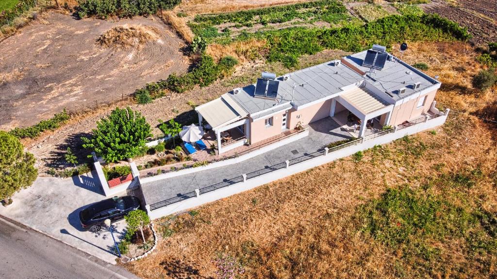 Panoramic view of the property and the surrounding area of Haraki