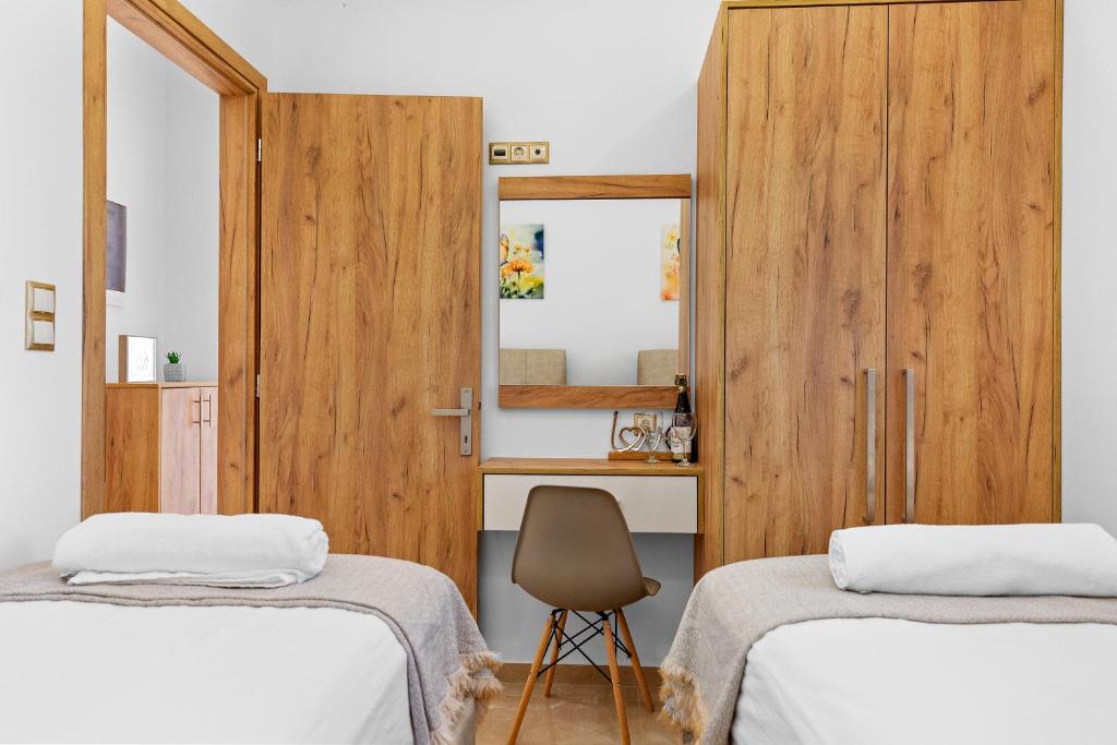 Detail of the comfortable single bed in our holiday home